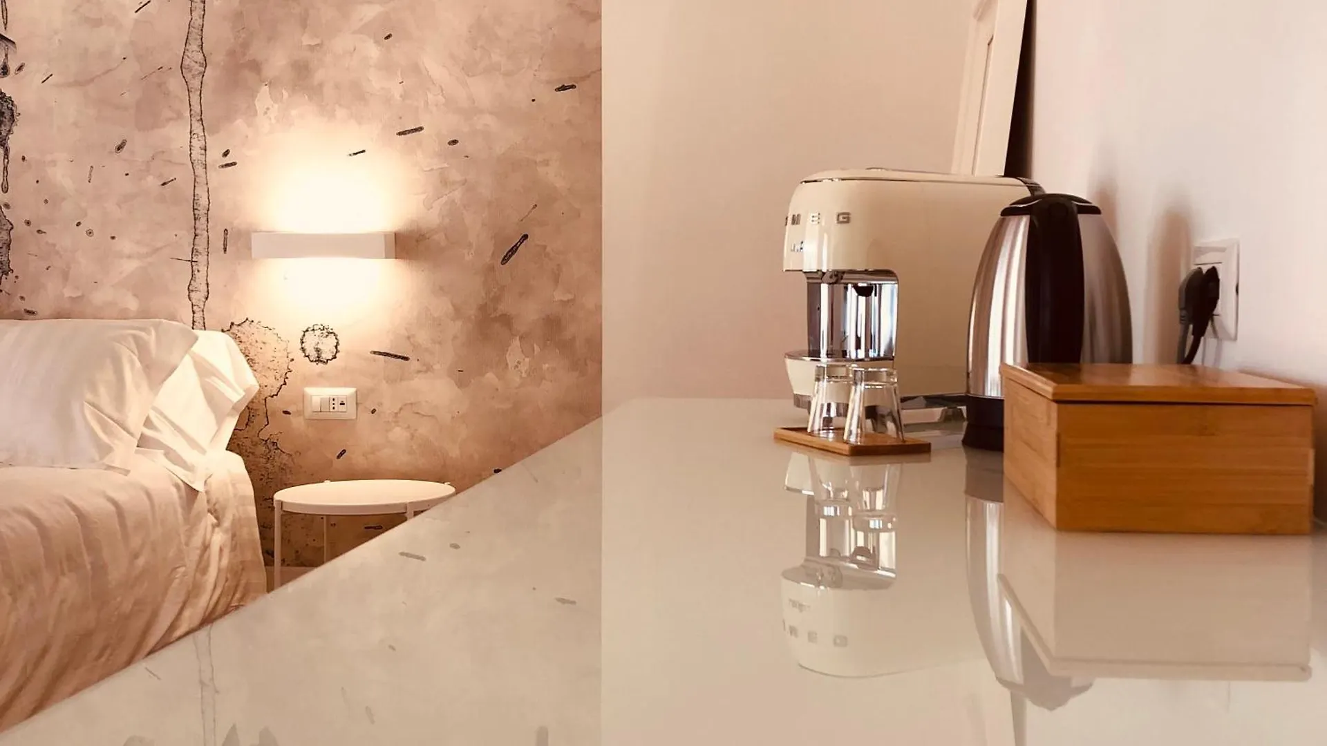 Il Borgo Boutique Rooms By Kasavacanze Porto San Paolo  0*, Porto San Paolo (Sardinia)